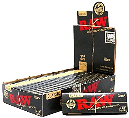 RAW Black Rolling Paper - 1¼ image
