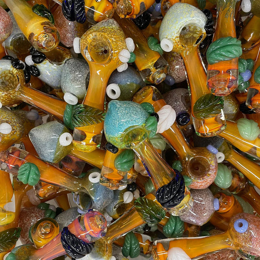 5" Pointed Fumed Flower w/ Leaf Bowl Hand Pipe image 1