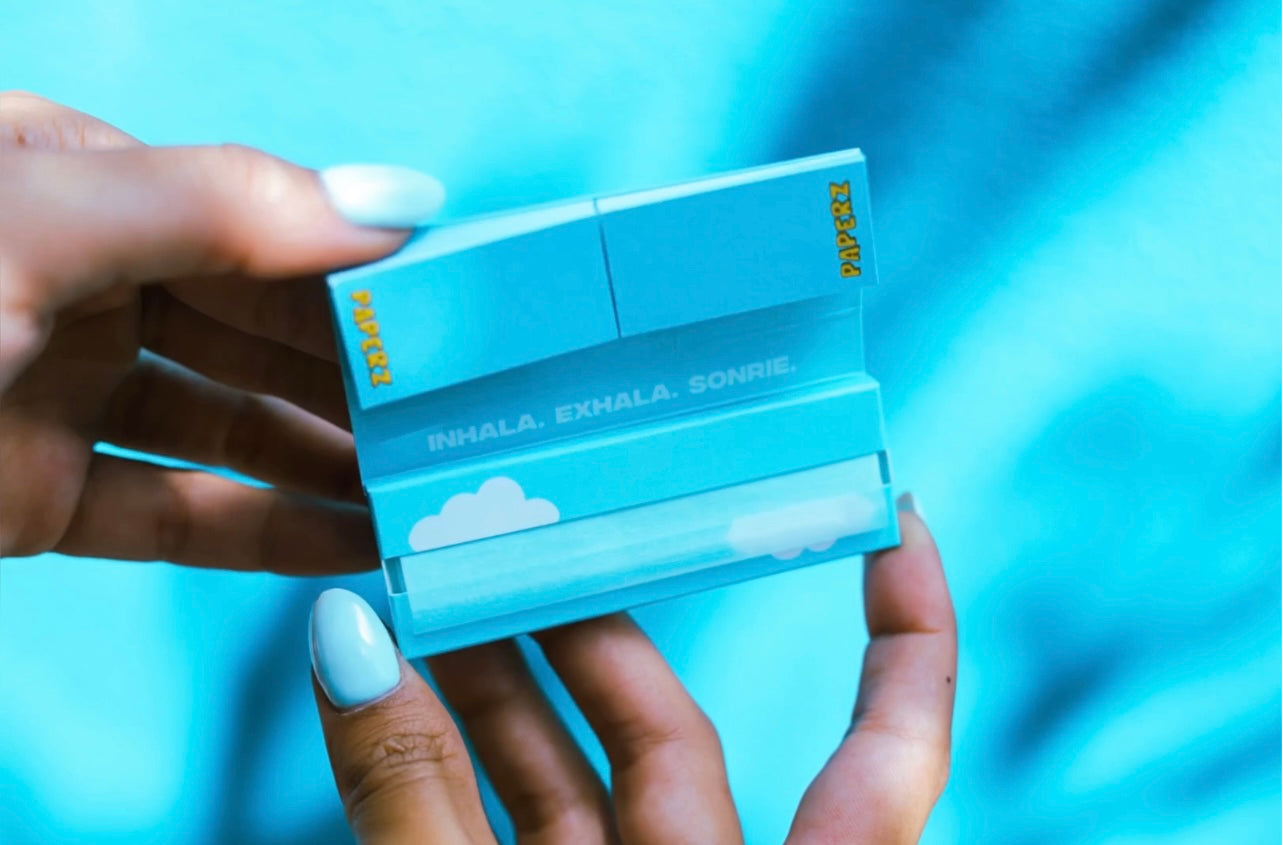 Paperz Ultra Thin Papers 1 1/4 with Filters image 1